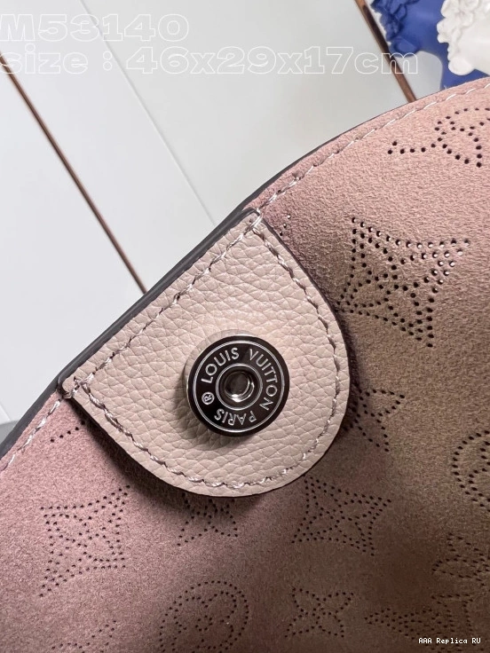 Aaa replica ru 29.5 VUITTON x HINA-46 LOUIS x 17CM 0812